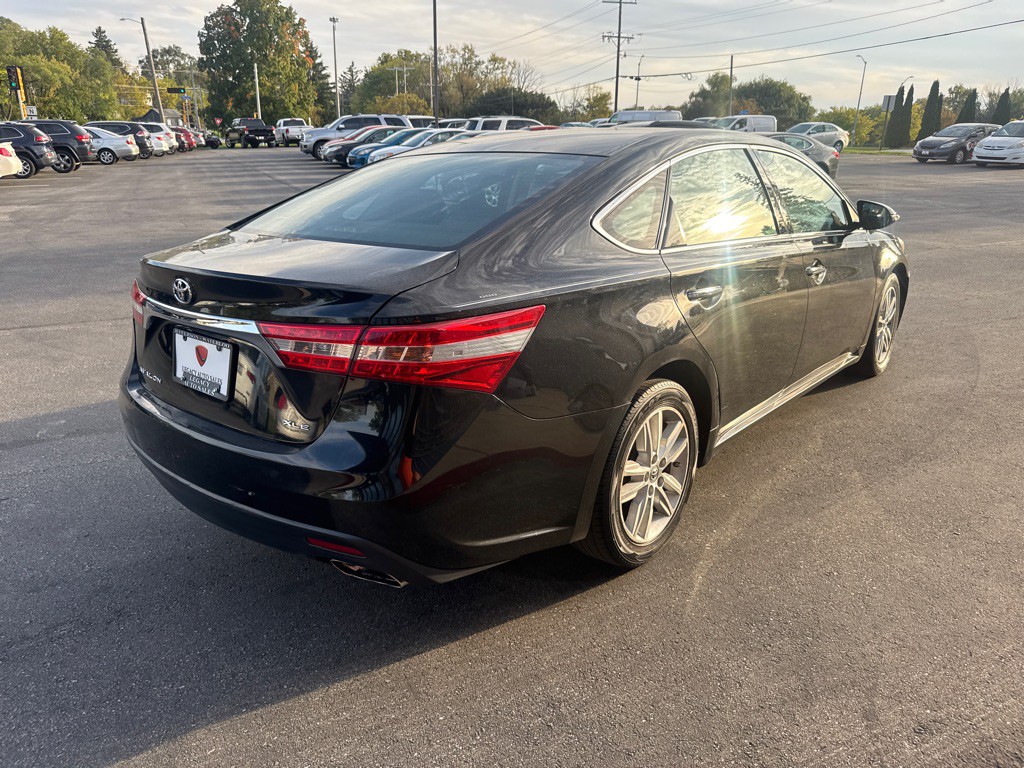 2013 Toyota Avalon Image 3