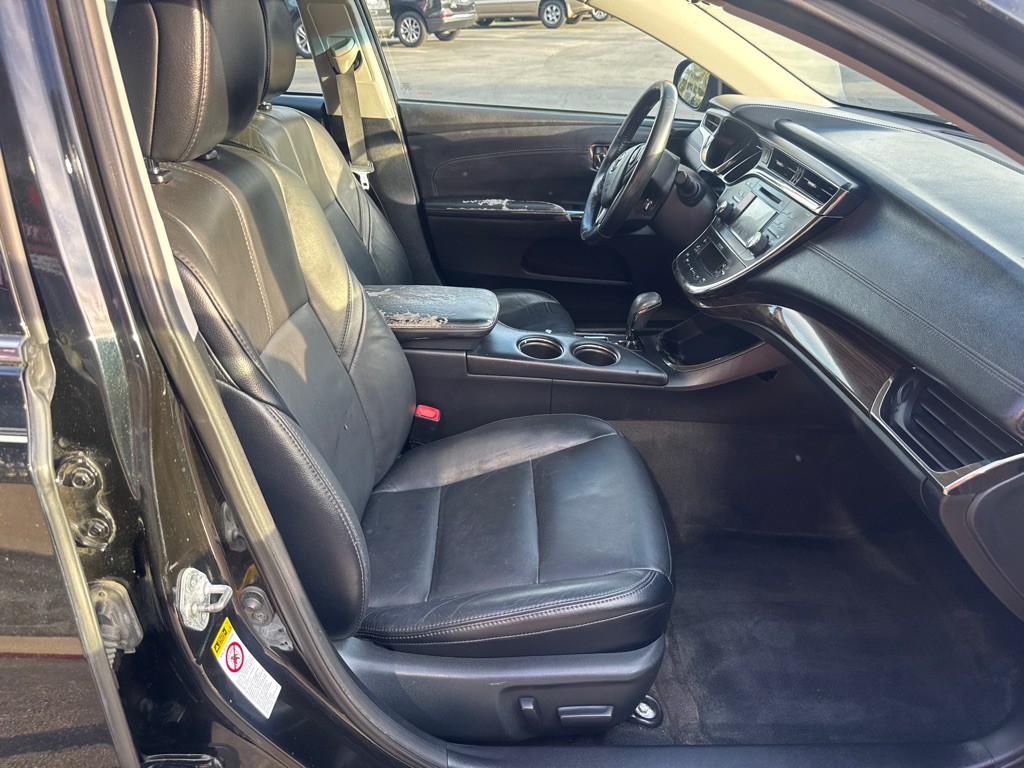 2013 Toyota Avalon Image 10