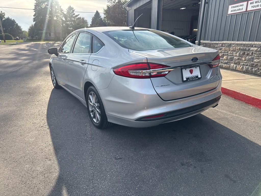 2017 Ford Fusion Image 3