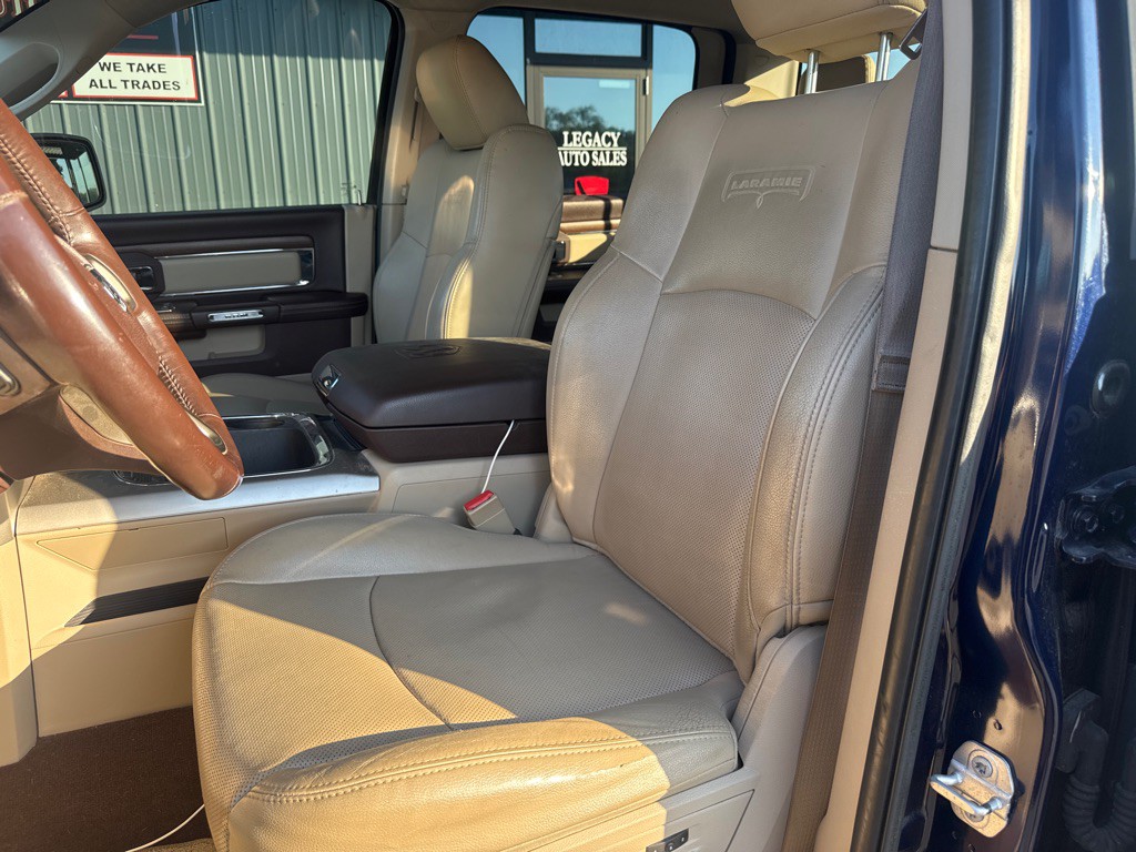 2017 RAM 1500 Image 9