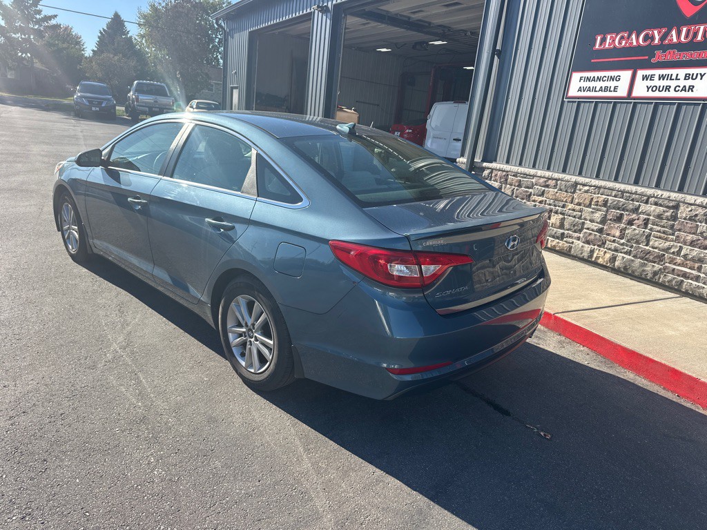 2015 Hyundai Sonata Image 3
