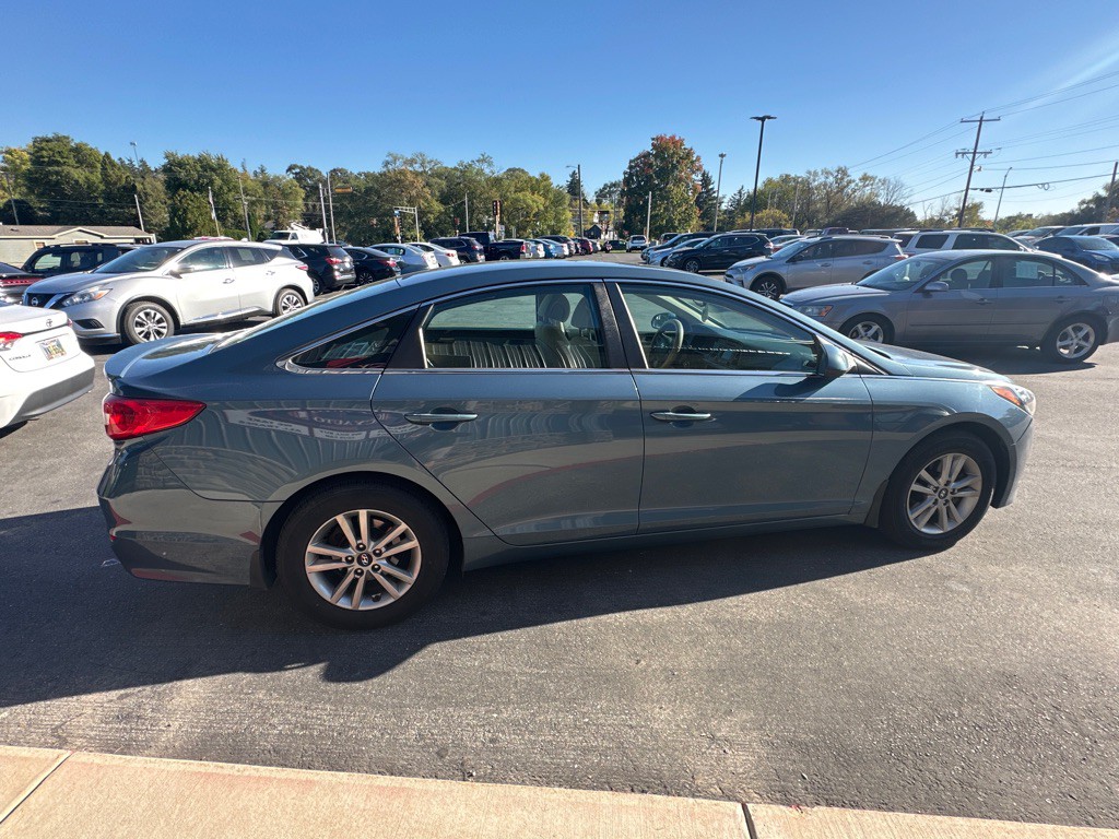 2015 Hyundai Sonata Image 6