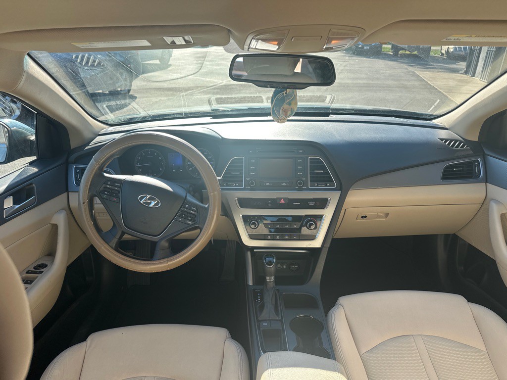 2015 Hyundai Sonata Image 10
