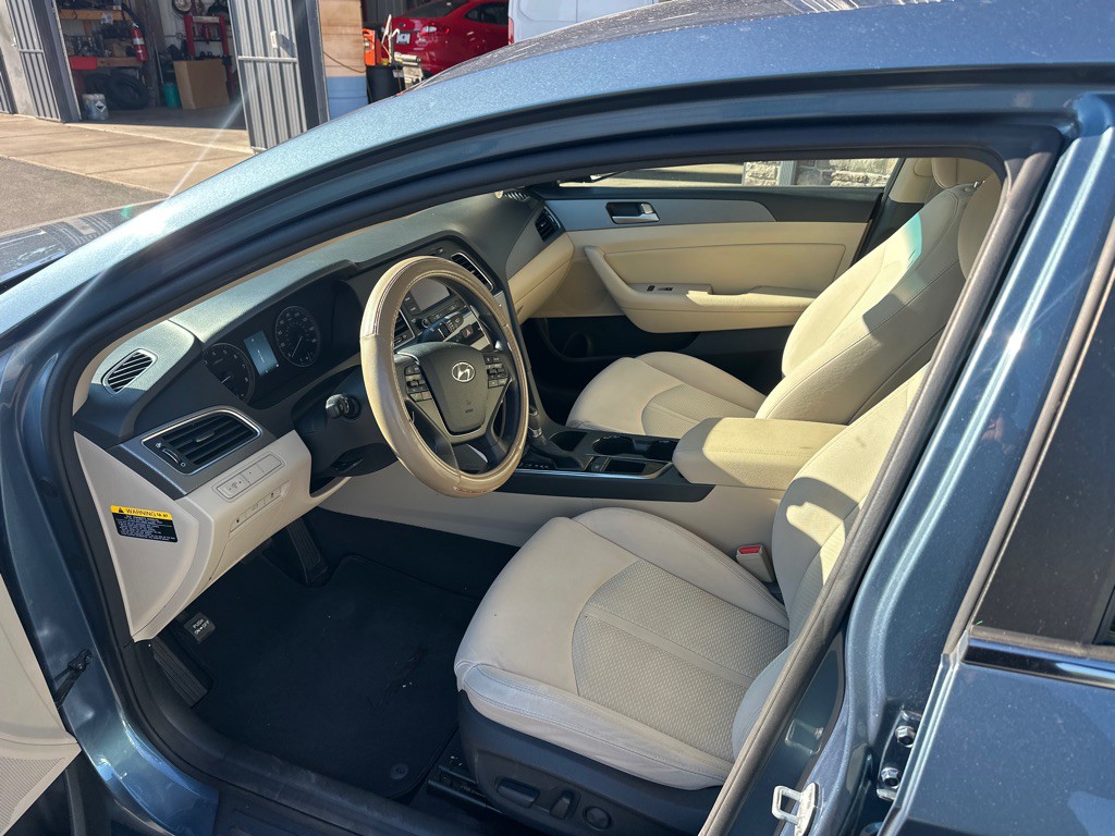 2015 Hyundai Sonata Image 11