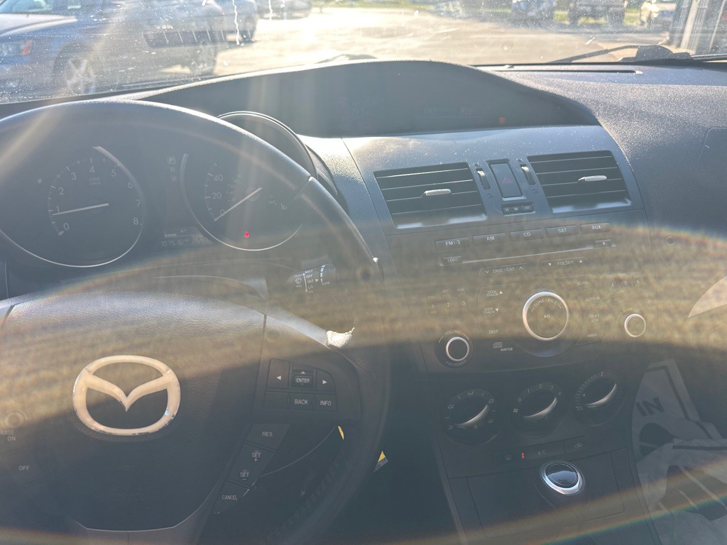 2012 Mazda Mazda3 Image 12