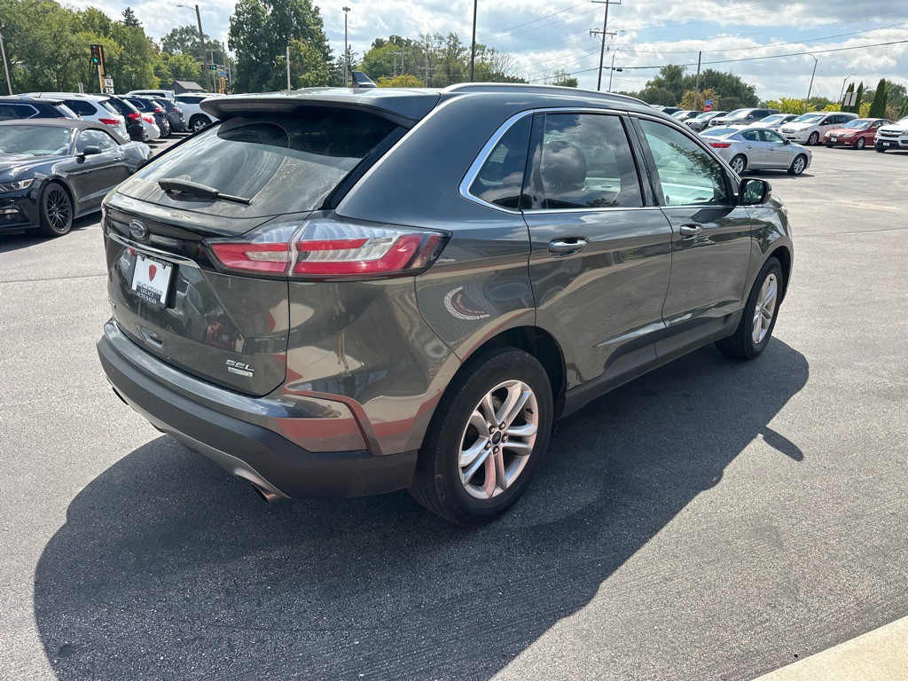 2019 Ford Edge Image 5