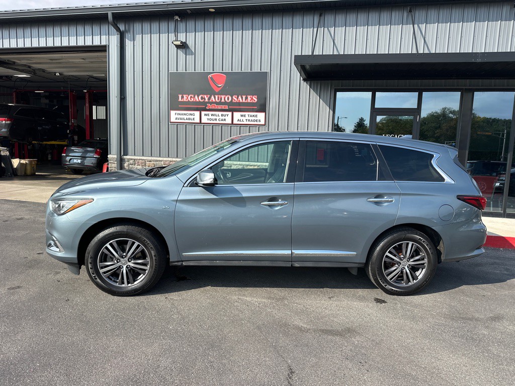 2018 INFINITI QX60 Image 2