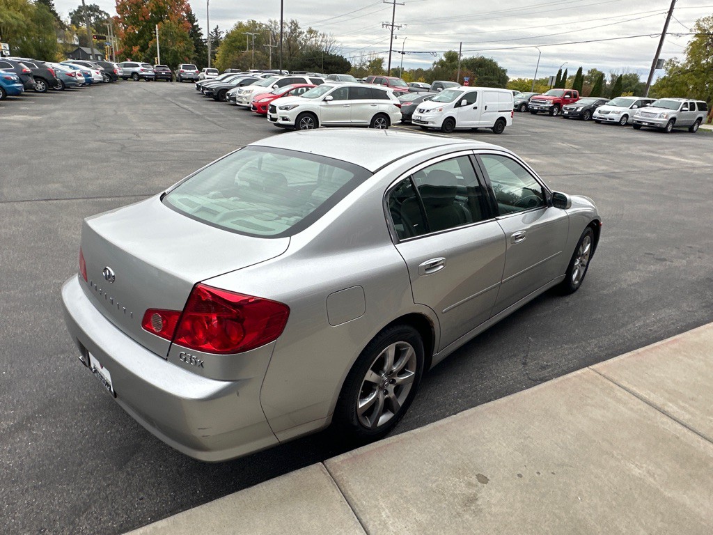 2005 INFINITI G35 Image 5
