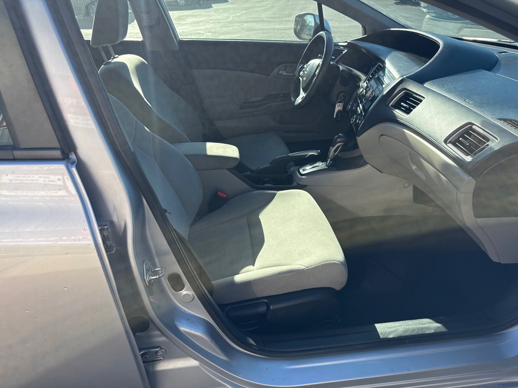 2013 Honda Civic Image 12