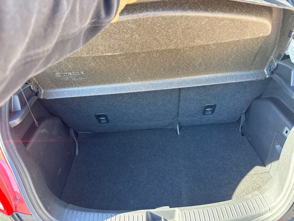 2011 Mazda Mazda2 Image 11