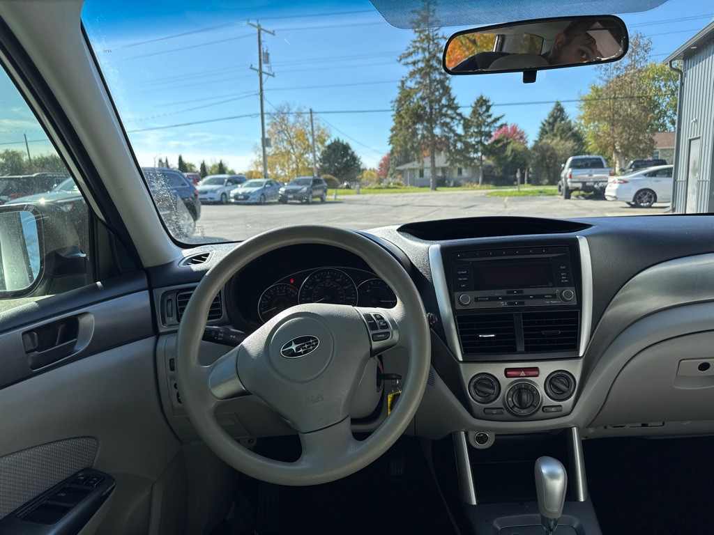 2012 Subaru Forester Image 11