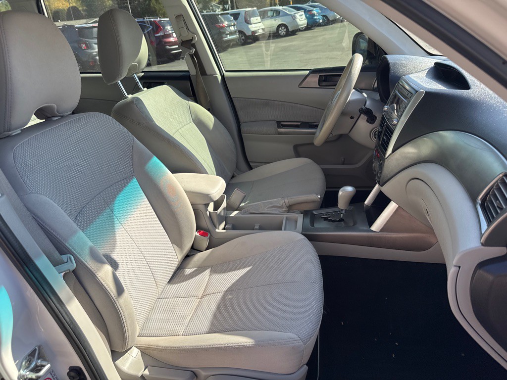 2012 Subaru Forester Image 14