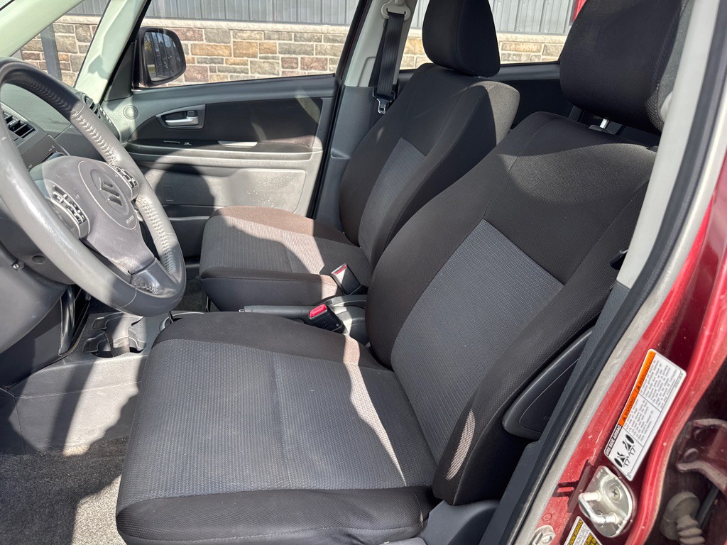 2008 Suzuki SX4 Image 8