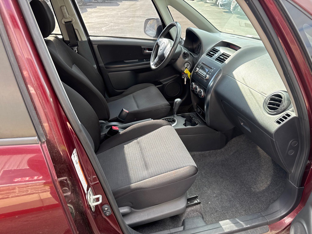 2008 Suzuki SX4 Image 13