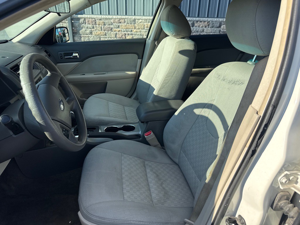 2012 Ford Fusion Image 9