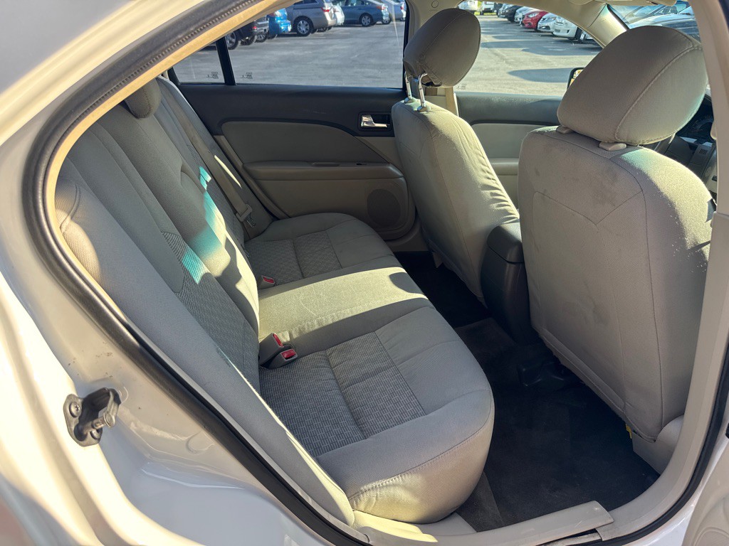 2012 Ford Fusion Image 12