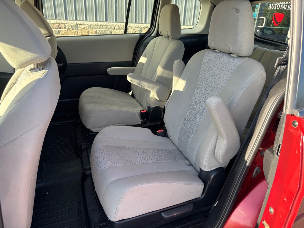 2012 Mazda Mazda5 Image 10