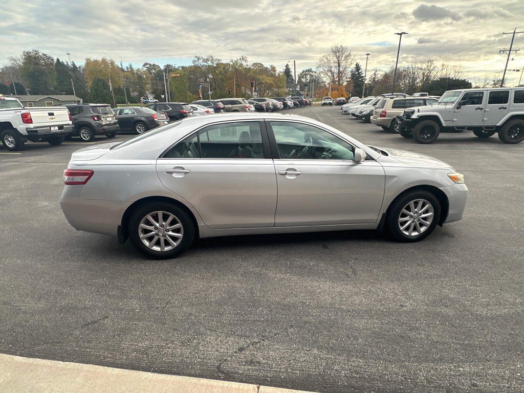 2010 Toyota Camry Image 6