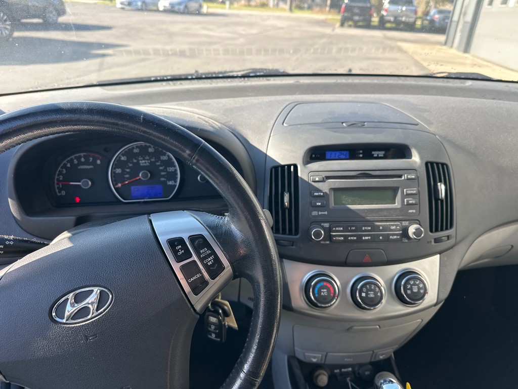 2010 Hyundai Elantra Image 13