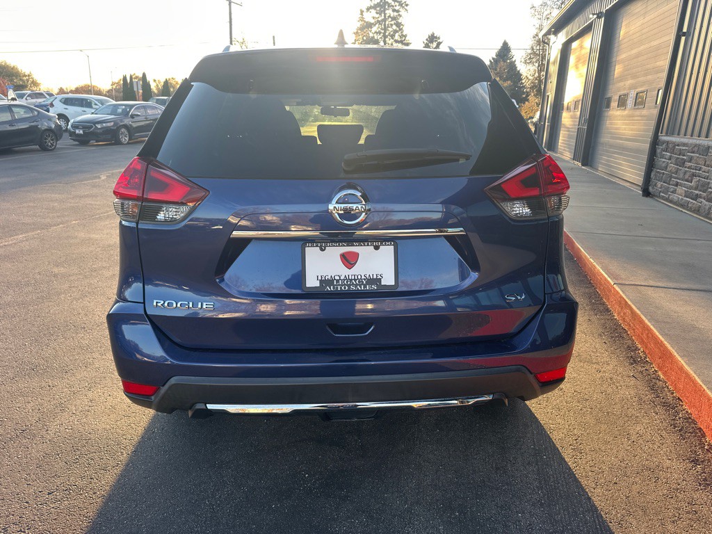 2018 Nissan Rogue Image 4