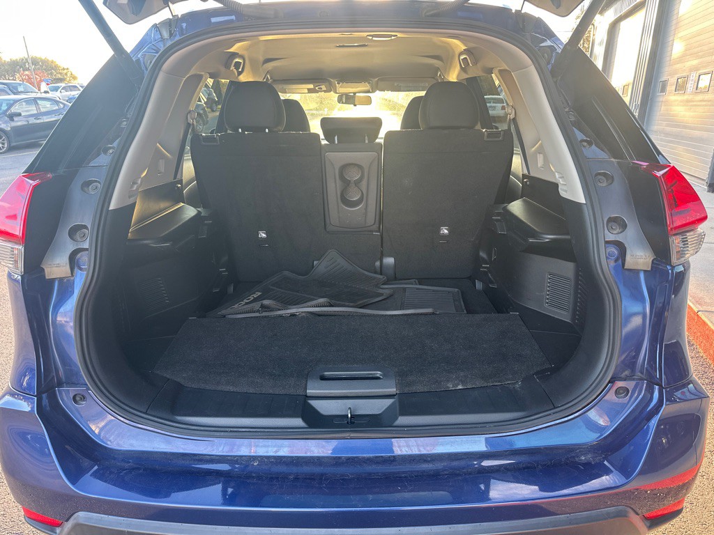 2018 Nissan Rogue Image 5