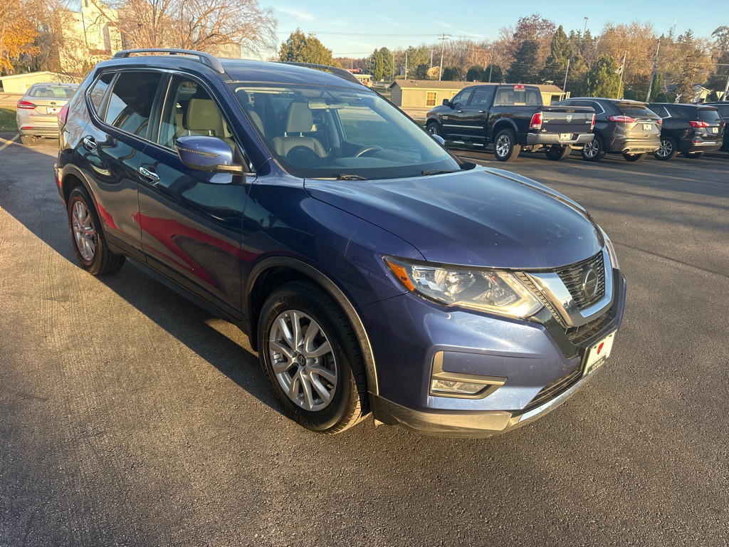2018 Nissan Rogue Image 8