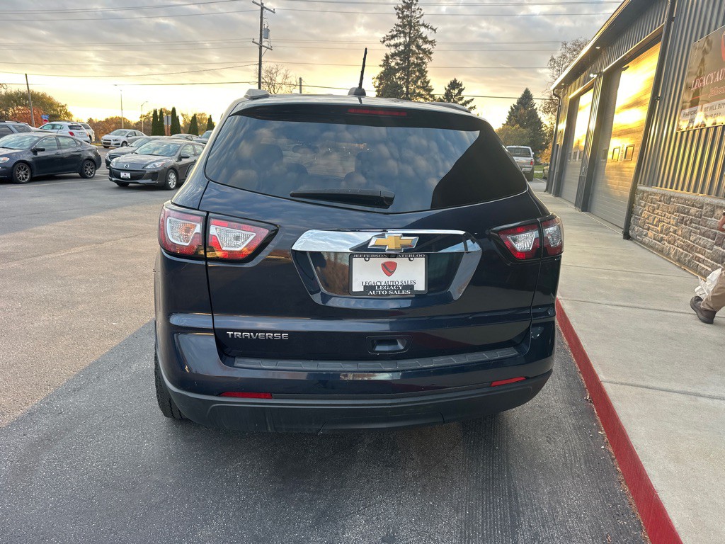 2017 Chevrolet Traverse Image 4