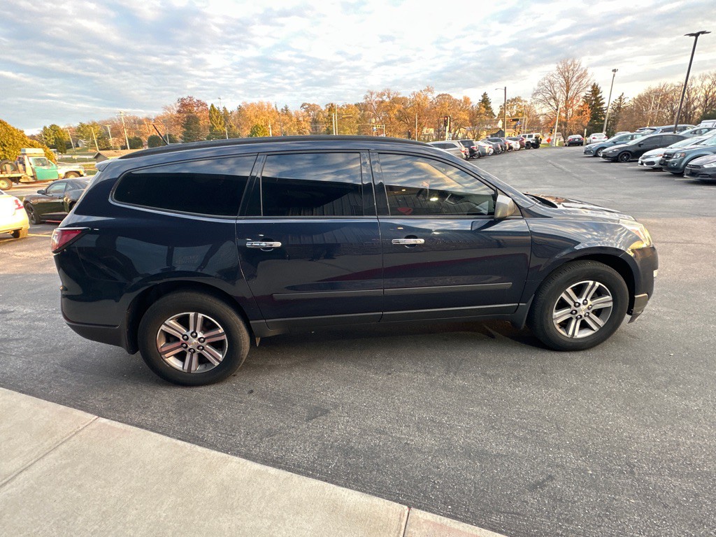 2017 Chevrolet Traverse Image 8