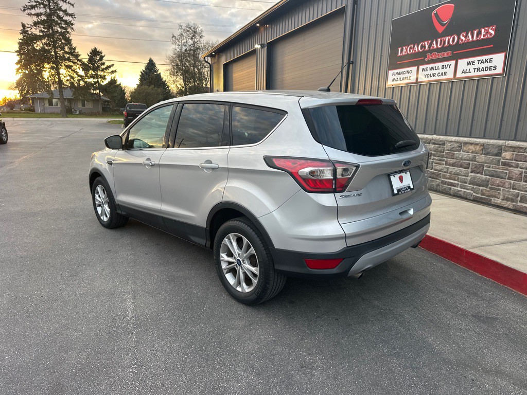 2017 Ford Escape Image 3