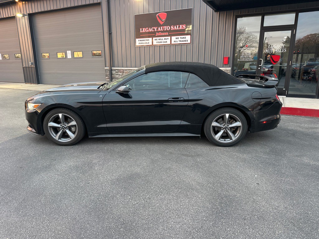 2016 Ford Mustang Image 2