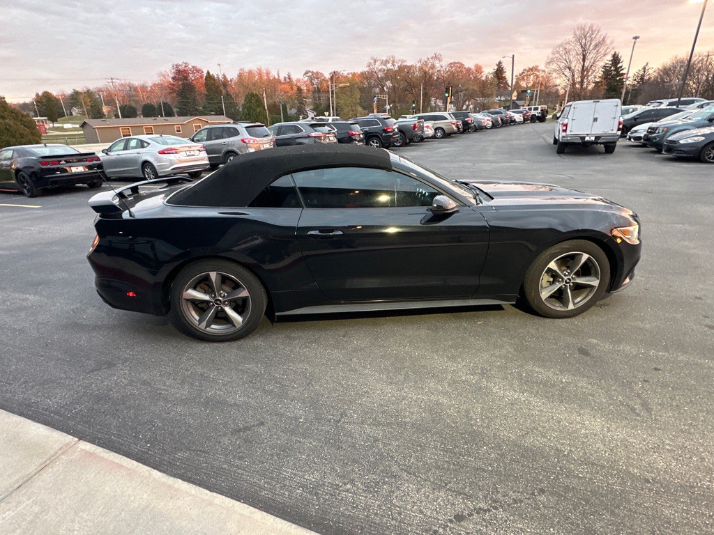 2016 Ford Mustang Image 6