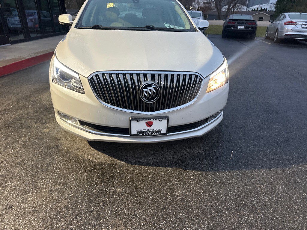 2016 Buick Lacrosse Image 8