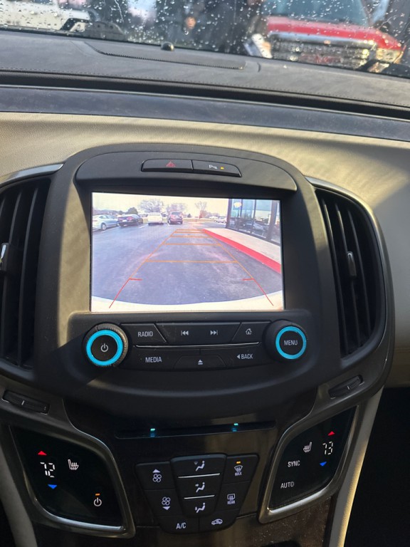 2016 Buick Lacrosse Image 12