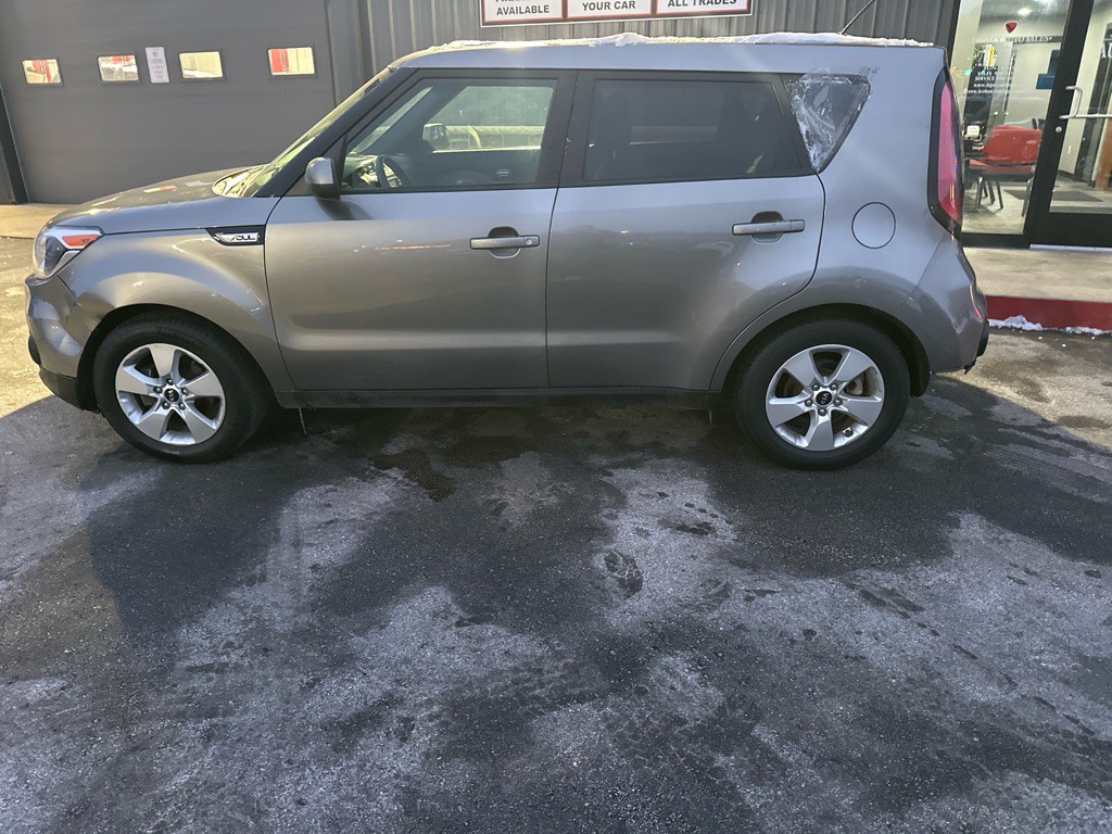 2019 Kia Soul Image 2