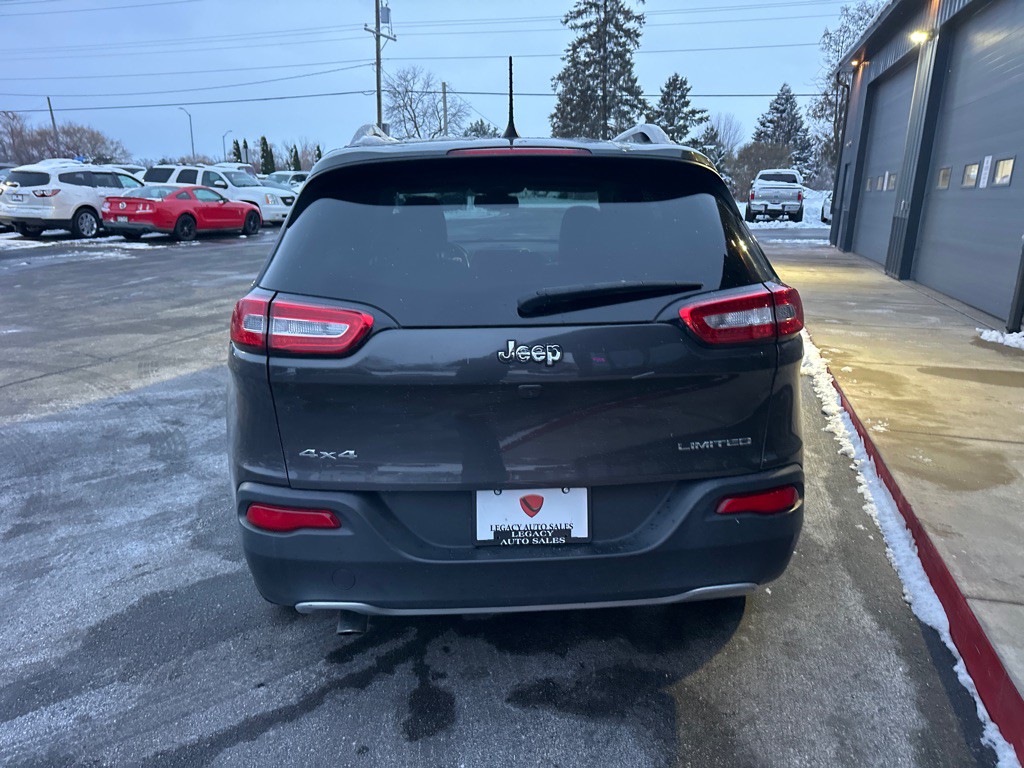 2016 Jeep Cherokee Image 4