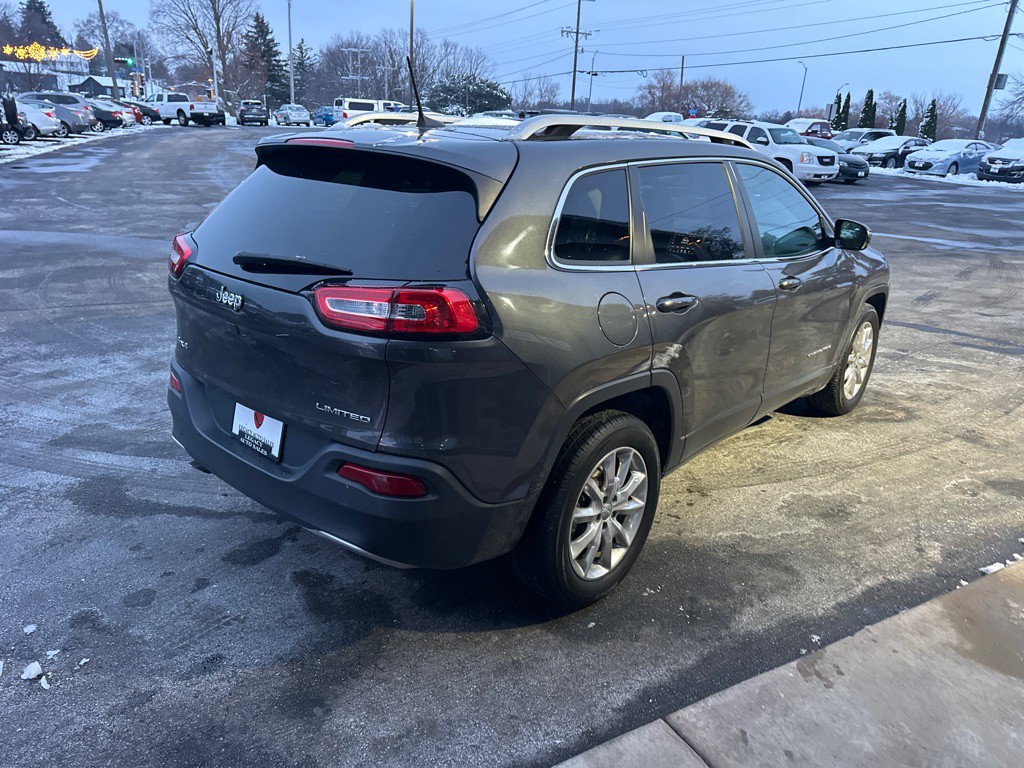 2016 Jeep Cherokee Image 5