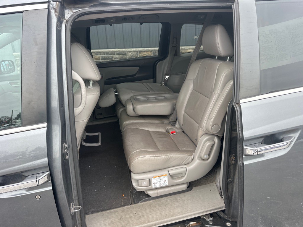 2013 Honda Odyssey Image 10