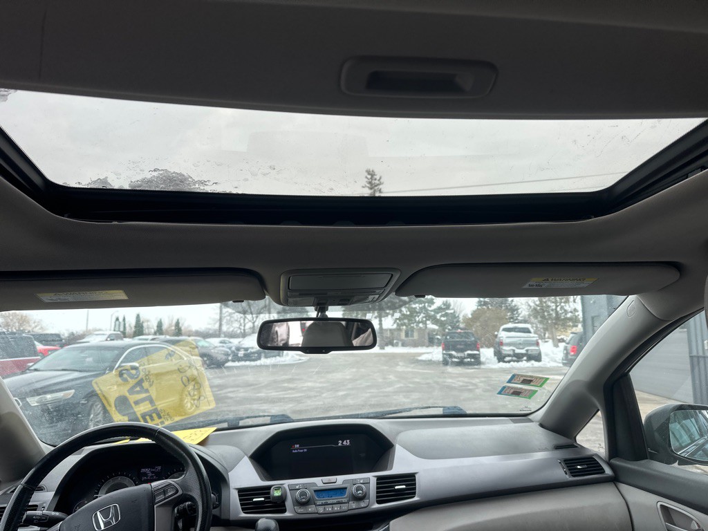 2013 Honda Odyssey Image 11