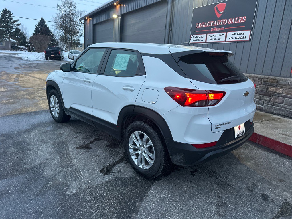 2021 Chevrolet Trailblazer Image 3