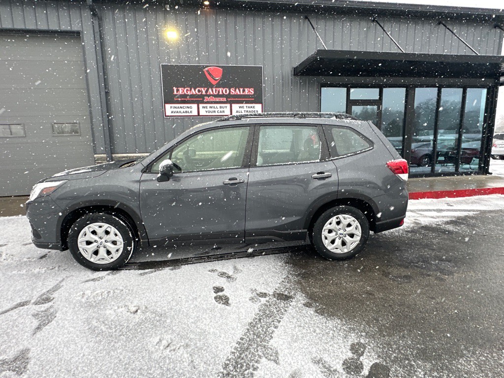 2022 Subaru Forester Image 2