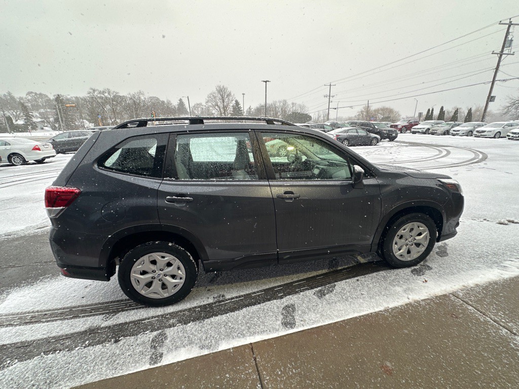 2022 Subaru Forester Image 6