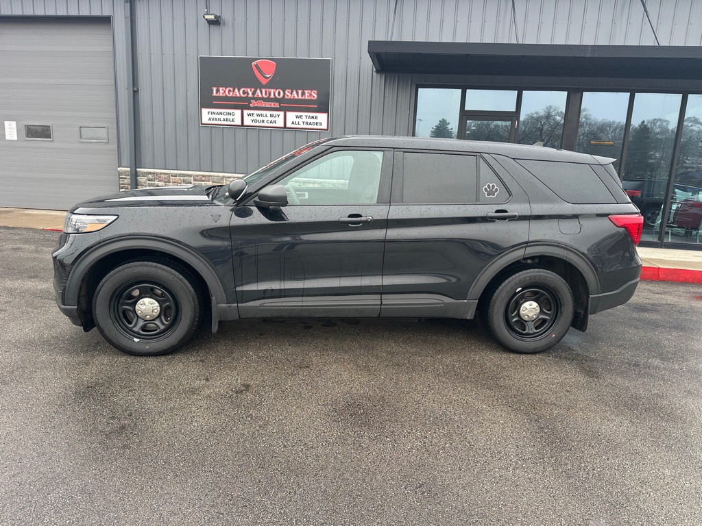 2021 Ford Explorer Image 2