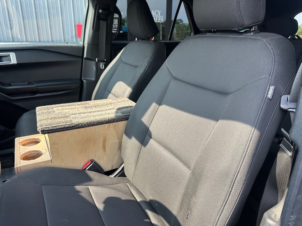 2021 Ford Explorer Image 9