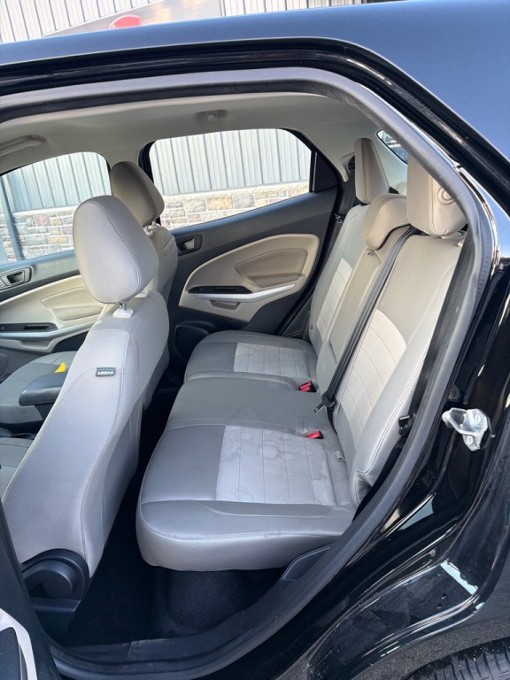 2021 Ford Econoline Image 9