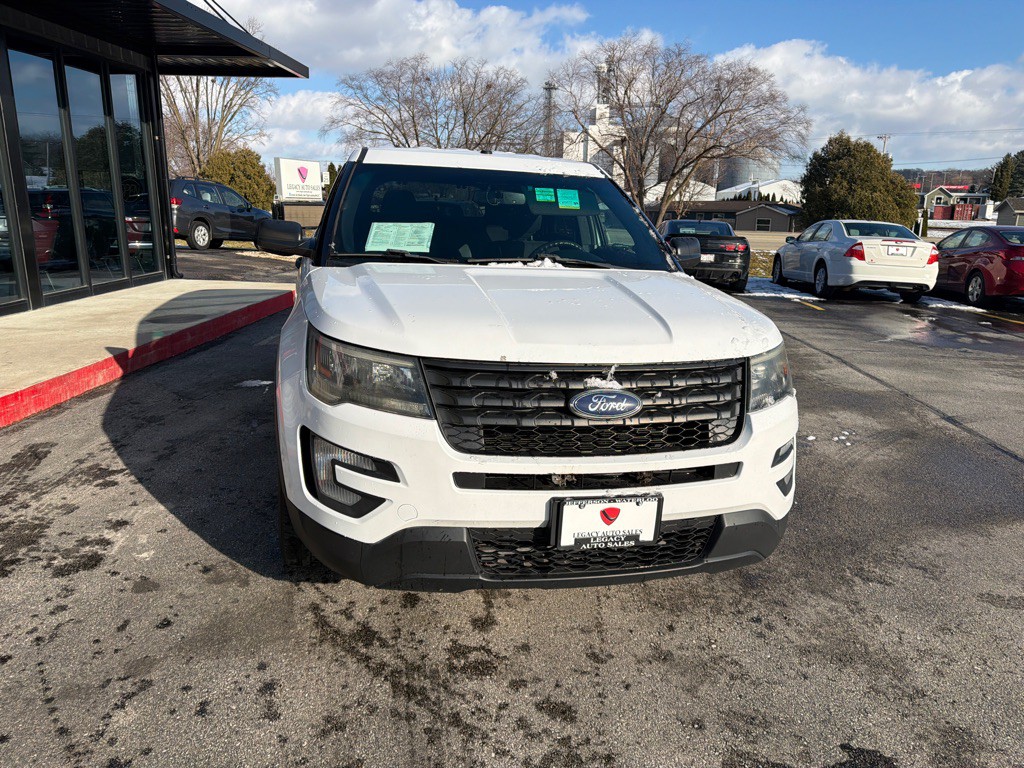 2017 Ford Explorer Image 8