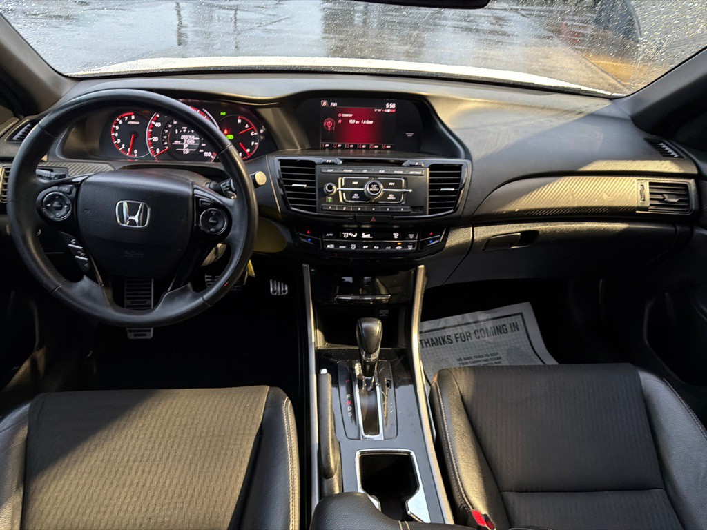 2017 Honda Accord Image 10