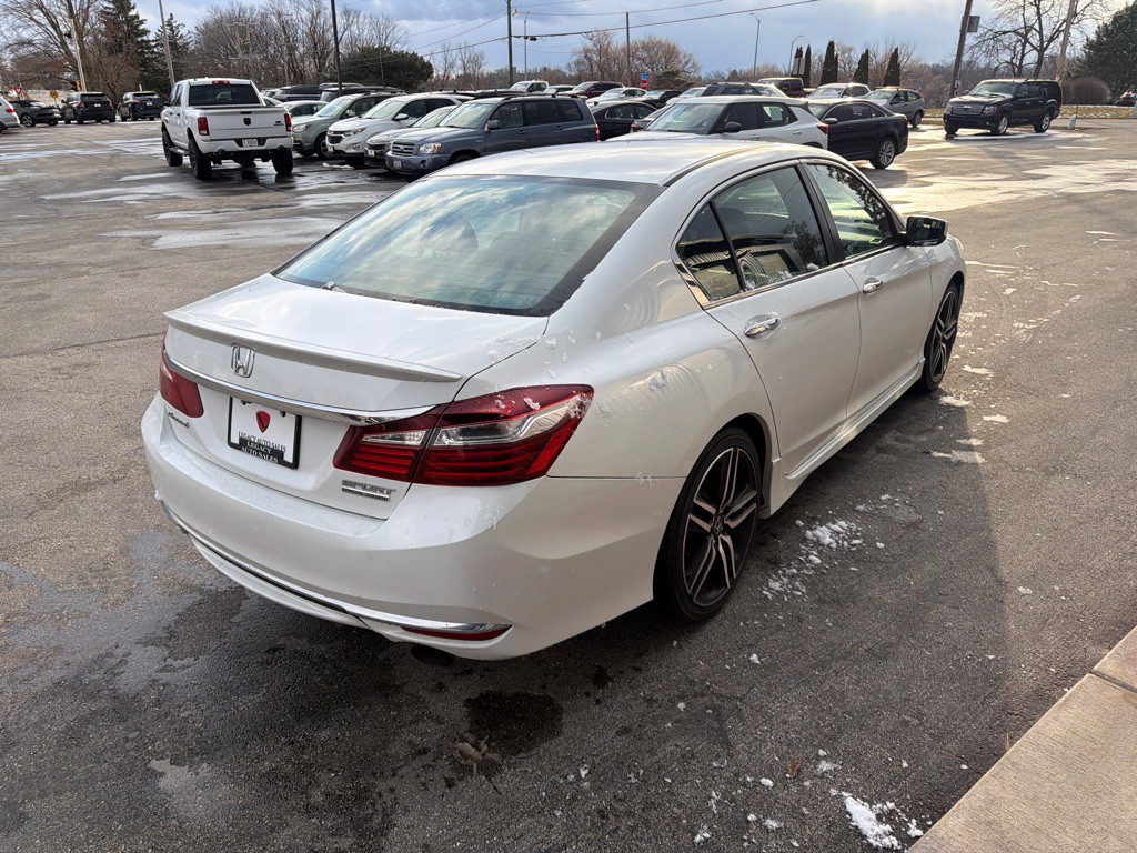 2017 Honda Accord Image 5