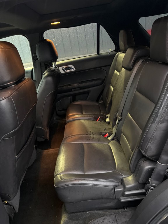 2015 Ford Explorer Image 8