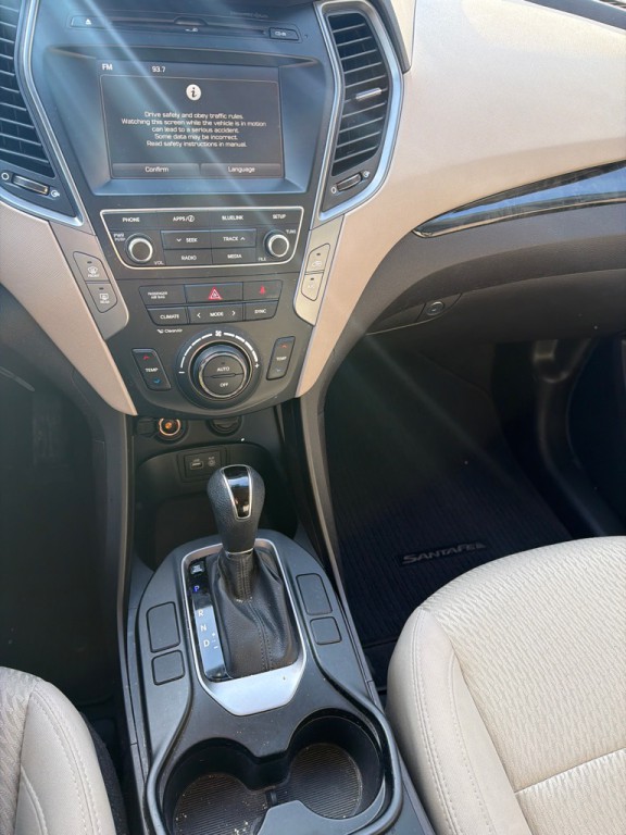 2017 Hyundai Santa Fe Sport Image 12