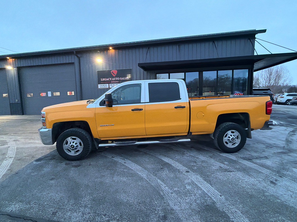 2019 Chevrolet Silverado 1500 Image 2